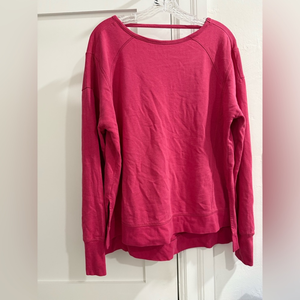 Sweaty Betty Adventure raspberry Pink long sleeve top w/ open back